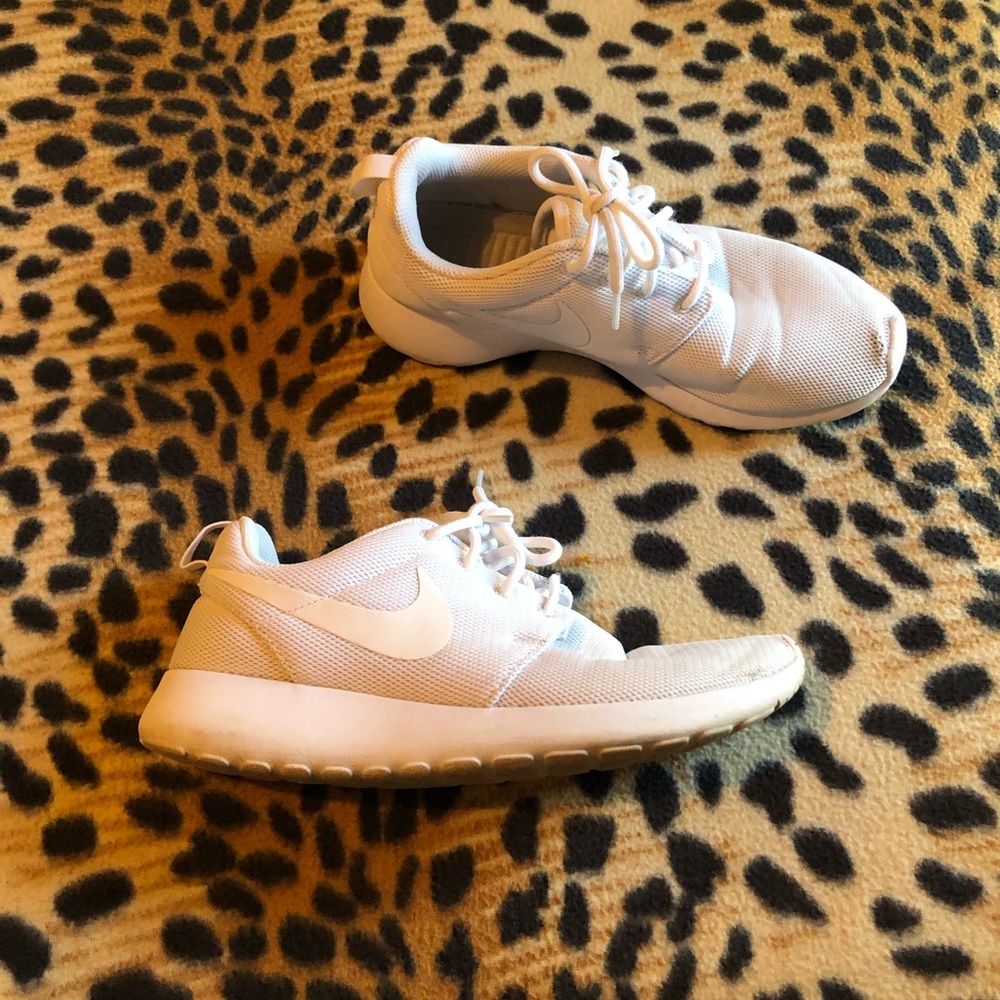 Nike Roshe Ones